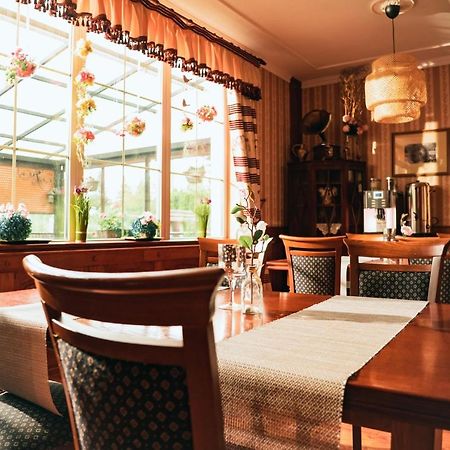 Dwor Ostoia Hotell Rymanów Exteriör bild
